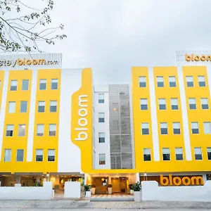 Hotel Bloom - Medicity Gurugram, Near Medanta Hospital